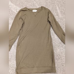 Size M, Pact Sweatshirt Dress